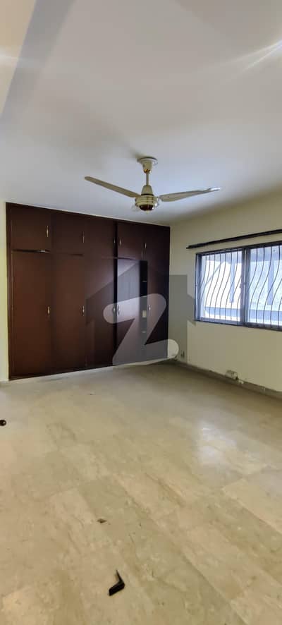 One Kanal Double Storey House Available For Rent In Z Block DHA Phz-3 Best For Families