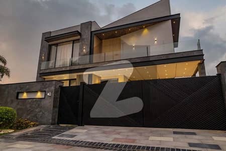 HOT LOCATION! ULTRA-LUXURY 1 KANAL HOUSE FOR SALE IN DHA LAHORE HOT LOCATION! ULTRA-LUXURY 1 KANAL HOUSE FOR SALE IN DHA LAHORE