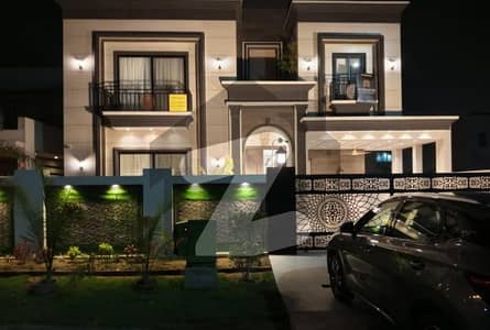 Fully Furnished 1 Kanal House Available In DHA Phase 6 - Block F For sale