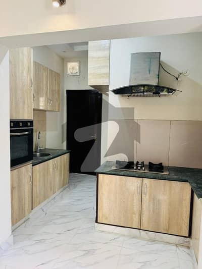 5 MARLA HOUSE NEAR TO JALALSONS AND DOLMEN MALL 5 MARLA HOUSE NEAR TO JALALSONS AND DOLMEN MALL