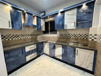 FULLY RENOVATED FLAT AVAILABLE ON SALE 3 BED D/D IN GULSHAN BLOCK 14