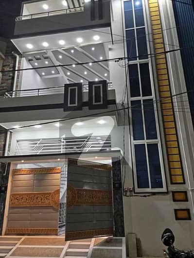 گلشنِ اقبال - بلاک 13 ڈی - 1 گلشنِ اقبال,گلشنِ اقبال ٹاؤن,کراچی میں 6 کمروں کا 5 مرلہ مکان 6.85 کروڑ میں برائے فروخت۔