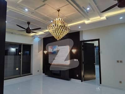 20 MARLA LIKE A BRAND NEW LUXURY FULL HOUSE AVALIBLE FOR RENT8 K V SOLAR INSTALLED SHAHEEN BLOCK BAHRIA TOWN LAHORE