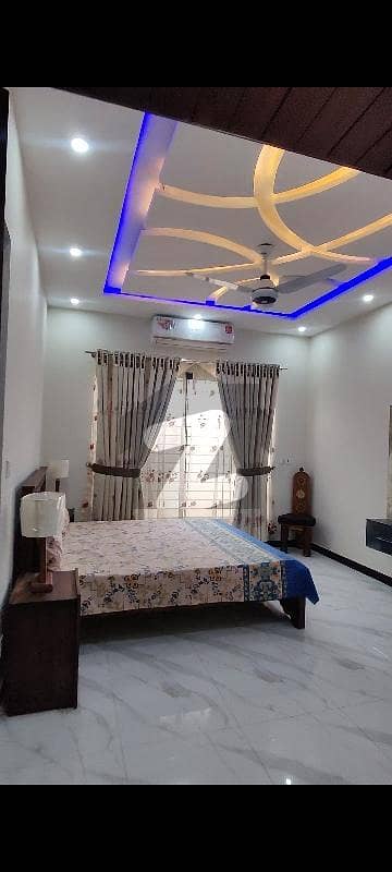 ای ۔ 17 اسلام آباد میں 6 کمروں کا 1 کنال مکان 5.5 کروڑ میں برائے فروخت۔