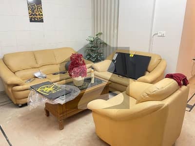 ایف ۔ 11 اسلام آباد میں 1 کمرے کا 4 مرلہ فلیٹ 1.1 لاکھ میں کرایہ پر دستیاب ہے۔