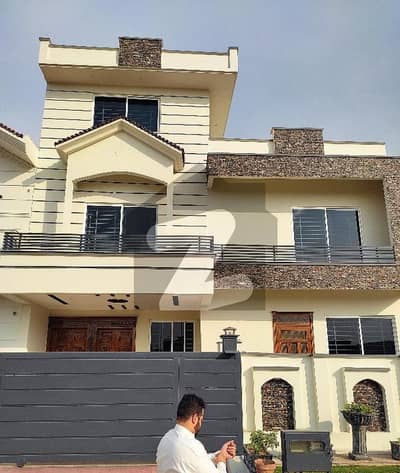 35x70 Upper Portion For Rent In G13