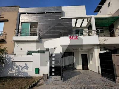 5.33 Marla Low Budget House For Sale in Tulip Extension Block Bahria Town Lahore.