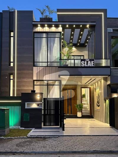 Banker Society Near To DHA Phase 4 Prim Location Park And Mosque Airport 20 Minutes Drive