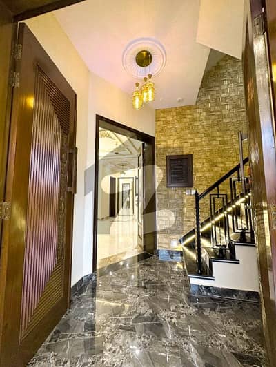 10 Marla Modern House For Sale in Overseas B Block Bahria Town Lahore 10 Marla Modern House For Sale in Overseas B Block Bahria Town Lahore