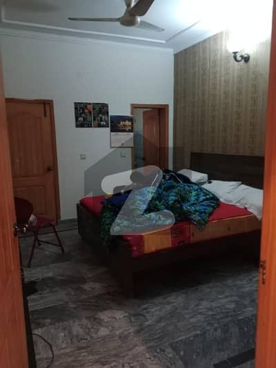 5 Marla VIP Upper Portion For Rent In Johar Town Phase Two Block Q And Emporium Mall