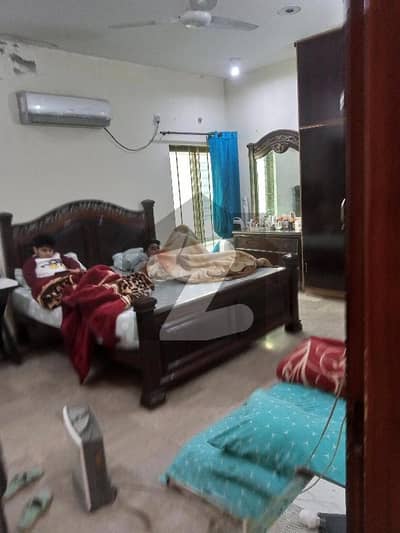 Kanal Upper Portion For Rent In UET Society