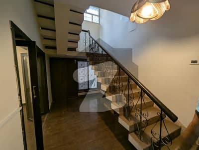 Beautiful Prime Location Demolishable House for Sale in F-10 Islamabad 511 Sq. Yds CDA Transfer Close-End VIP Street.