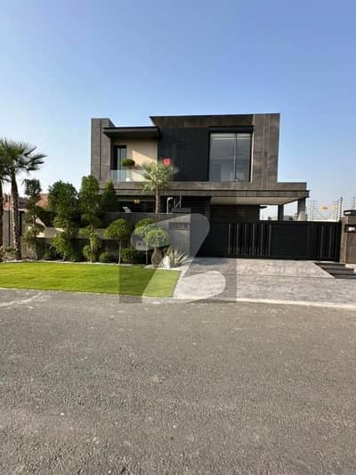 ڈی ایچ اے فیز 7 - بلاک ٹی فیز 7,ڈیفنس (ڈی ایچ اے),لاہور میں 5 کمروں کا 1 کنال مکان 9.02 کروڑ میں برائے فروخت۔