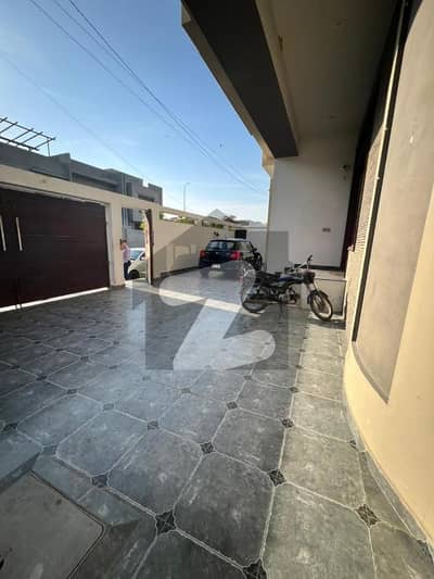 Ideal Family Living 500 Sq. Yd Upper Portion For Rent In DHA Phase 8 3 Bed DD With TV Lounge