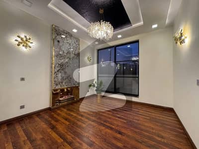 10 MARLA BRAND NEW HOUSE FOR SALE IN UET HOSING SOCIETY VERY REASONABLE PRICE