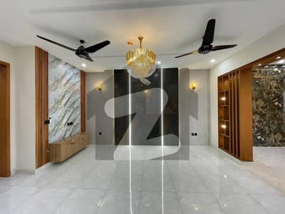 8 Marla Brand New House For Sale In Valencia Town