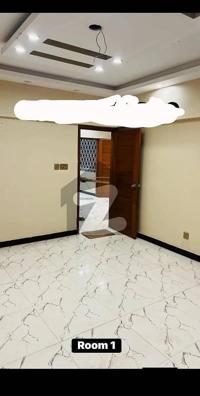 گلستانِِ جوہر ۔ بلاک 18 گلستانِ جوہر,کراچی میں 3 کمروں کا 9 مرلہ فلیٹ 1.6 کروڑ میں برائے فروخت۔