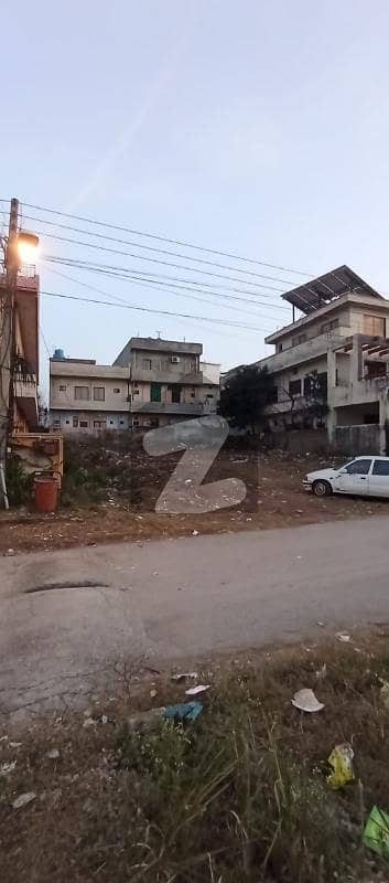 نیشنل پولیس فاؤنڈیشن او ۔ 9 اسلام آباد میں 1 کنال رہائشی پلاٹ 2.5 کروڑ میں برائے فروخت۔