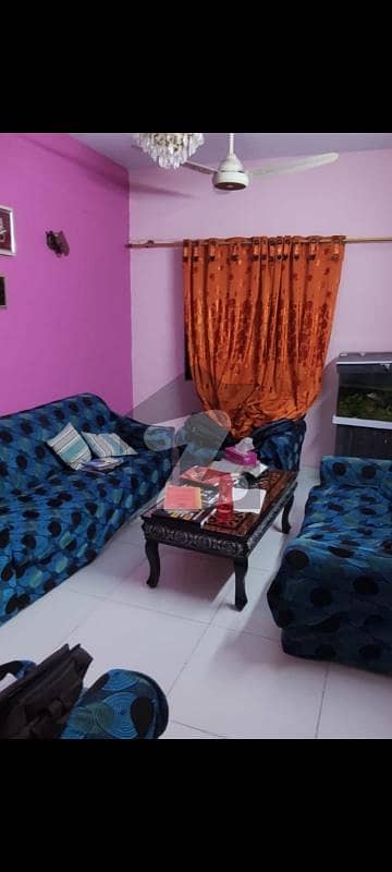 بفر زون - سیکٹر 15-A / 5 بفر زون,نارتھ کراچی,کراچی میں 2 کمروں کا 4 مرلہ فلیٹ 1.0 کروڑ میں برائے فروخت۔