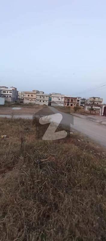 8 Marla Plot 4extra land for sale 8 Marla Plot 4extra land for sale