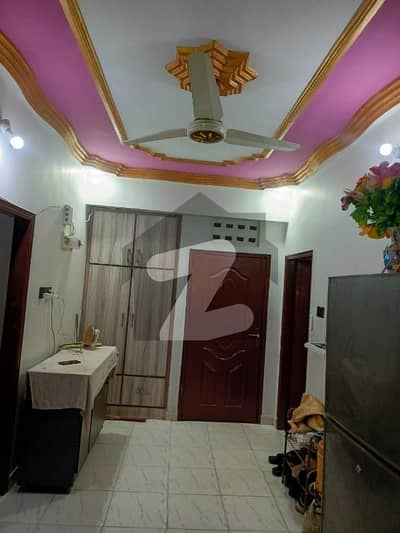Get A 750 Square Feet Flat For sale In Upper Gizri