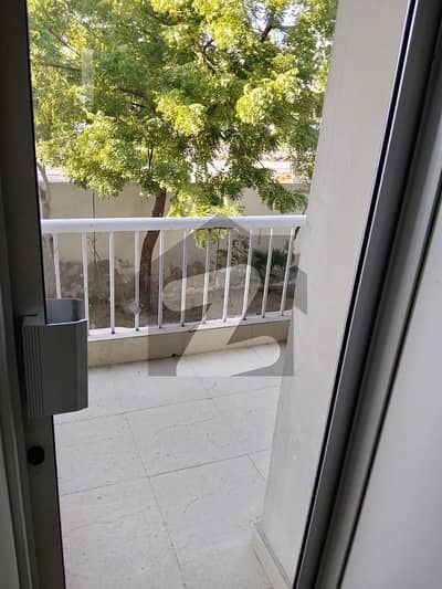 Askari II, 1st floor 3Bedded