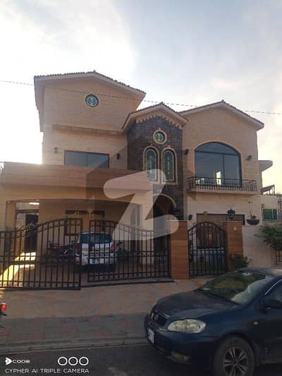 ڈی ایچ اے فیز 5 - سیکٹر سی ڈی ایچ اے ڈیفینس فیز 5,ڈی ایچ اے ڈیفینس,اسلام آباد میں 3 کمروں کا 1 کنال بالائی پورشن 80.0 ہزار میں کرایہ پر دستیاب ہے۔