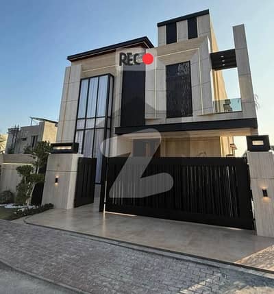 ممتاز سٹی اسلام آباد میں 5 کمروں کا 7 مرلہ مکان 2.6 کروڑ میں برائے فروخت۔