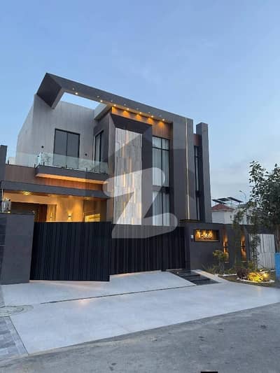 One Kanal Ultra Modren Designer House Prime Location Reasonable Price House