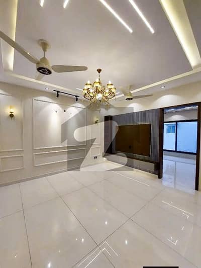10 Marla Designer House is available For rent in Bahiar Town Phase 8 Rawalpindi 10 Marla Designer House is available For rent in Bahiar Town Phase 8 Rawalpindi