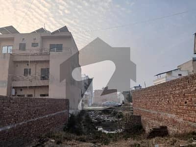 پاک عرب سوسائٹی فیز 2 - بلاک ایف1 پاک عرب ہاؤسنگ سوسائٹی فیز 2,پاک عرب ہاؤسنگ سوسائٹی,لاہور میں 5 مرلہ رہائشی پلاٹ 33.0 لاکھ میں برائے فروخت۔