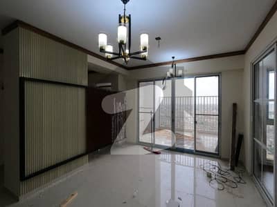 LUXURY APARTMENT AVAILABLE FOR RENT