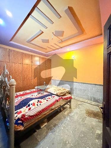 مرغزار آفیسرز کالونی لاہور میں 3 کمروں کا 4 مرلہ مکان 1.15 کروڑ میں برائے فروخت۔