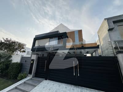 DHA Phase 6 Spacious House Available For Rent DHA Phase 6 Spacious House Available For Rent