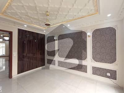 BEAUTIFUL HOUSE FOR SALE AVAILABLE