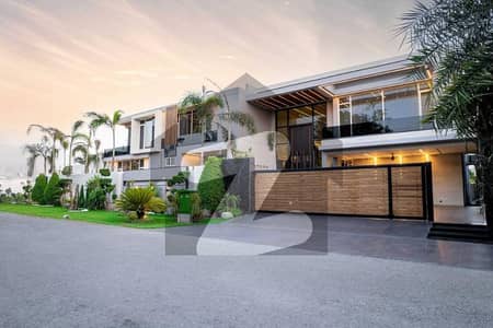 30 MARLA MAZHAR DESIGN ULTRA MODERN FULL BASEMENT FULLY FURNISHED BUNGALOW WITH INDOOR SWIMMING POOL,HOME CENIMA,LIFT,JIM AND 10 KVA SOLAR INSTALLED FOR SALE IN DHA PHASE 6 NEAR TO RAYA.