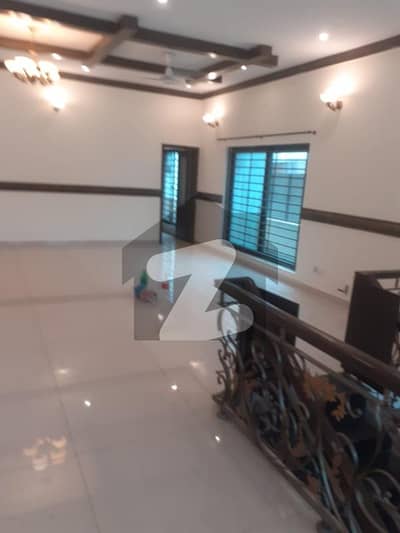 ڈی ایچ اے ڈیفینس فیز 2 ڈی ایچ اے ڈیفینس,اسلام آباد میں 3 کمروں کا 1 کنال بالائی پورشن 1.2 لاکھ میں کرایہ پر دستیاب ہے۔