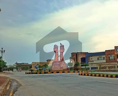 1 Kanal level plot at very prime location of OVERSEAS sector