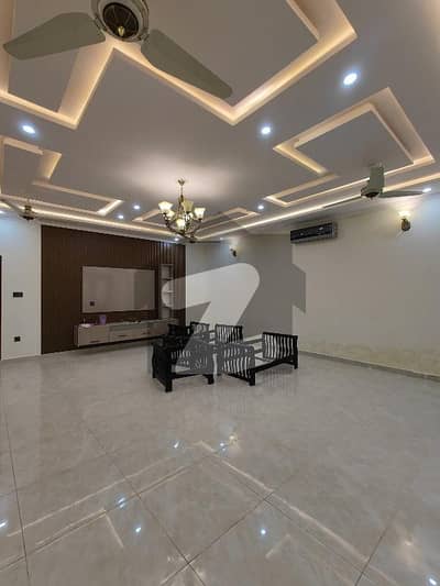 Like New Upper For Rent | Orignal Pictures