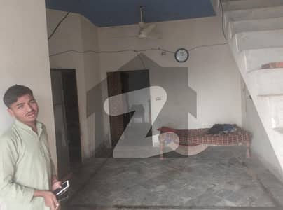 کاہنہ لاہور میں 4 کمروں کا 3 مرلہ مکان 36.0 لاکھ میں برائے فروخت۔