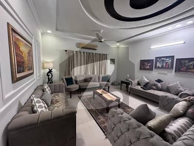 ڈی ایچ اے ڈیفینس فیز 1 ڈی ایچ اے ڈیفینس,اسلام آباد میں 6 کمروں کا 1 کنال مکان 10.0 کروڑ میں برائے فروخت۔