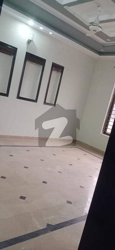 سوان گارڈن اسلام آباد میں 3 کمروں کا 12 مرلہ بالائی پورشن 67.0 ہزار میں کرایہ پر دستیاب ہے۔