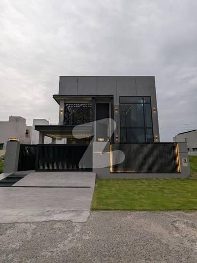 Modern Design 10 Marla House