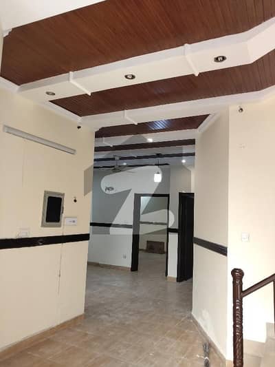 ای ۔ 11 اسلام آباد میں 3 کمروں کا 7 مرلہ بالائی پورشن 78.0 ہزار میں کرایہ پر دستیاب ہے۔