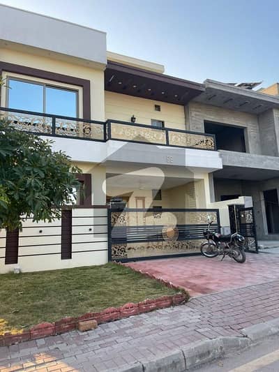Bahria Enclave Islamabad Sector G 8 Marla Park Face Luxury House Available For Sale