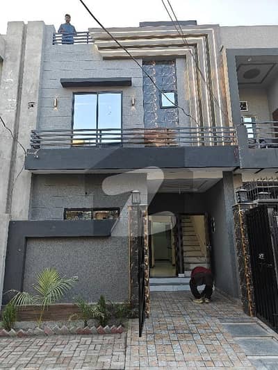 Direct Deals Marketing Offers Prime Location Lavish Beautiful 2.5 Storey House Available For Sale Reasonable Price in M Block Near to Park Prime Location in Alrehman Garden Phase 2 Saggian Bypass