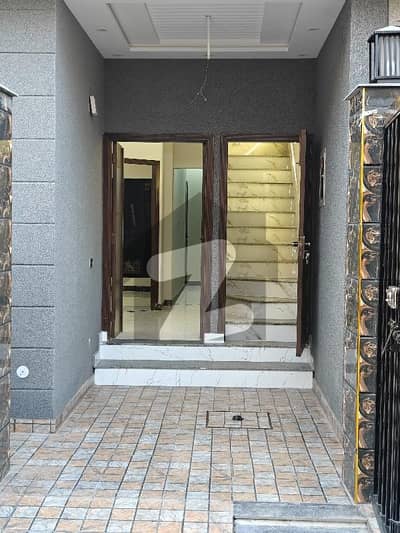 Direct Deals Marketing Offers Prime Location Lavish Beautiful 2.5 Storey House Available For Sale Reasonable Price In M Block Near To Park Prime Location In Alrehman Garden Phase 2 Saggian Bypass