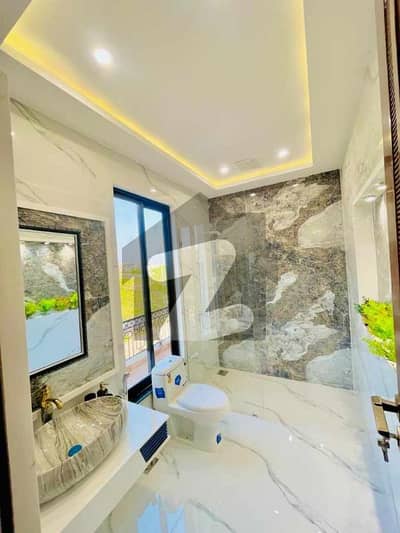 10 Marla beautiful house