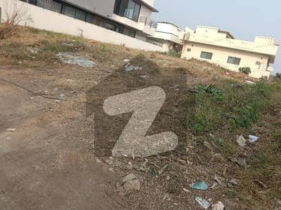 10 Marla Residential Plot In E-11 Of E-11 Is Available For sale