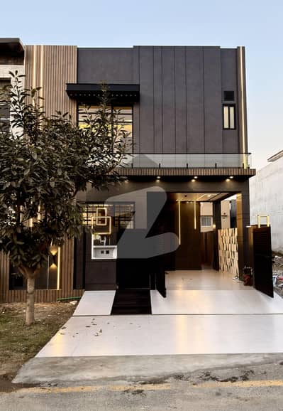 5 MARLA BRAND NEW ULTRA MODERN DESIGN HOUSE FOR SALE IN DHA RAHBER